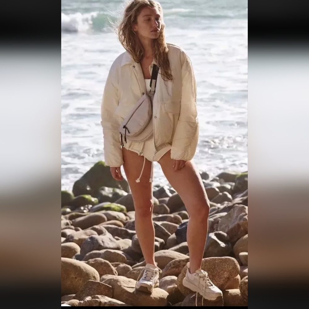 Free People Movement Off The Bleachers Coaches Jacket NWOT Oatmeal Medium